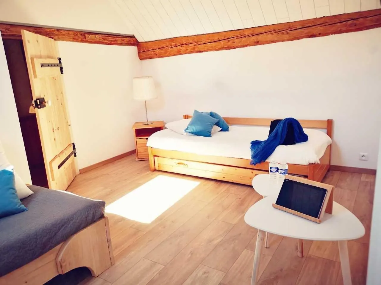 Auberge Des Deux Moucherolles Corrençon-en-Vercors Pensión